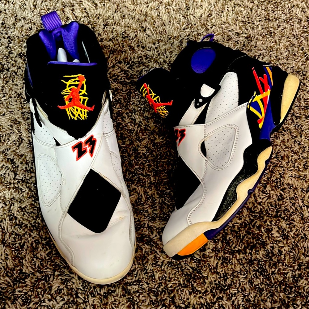 Air Jordan retro 8s